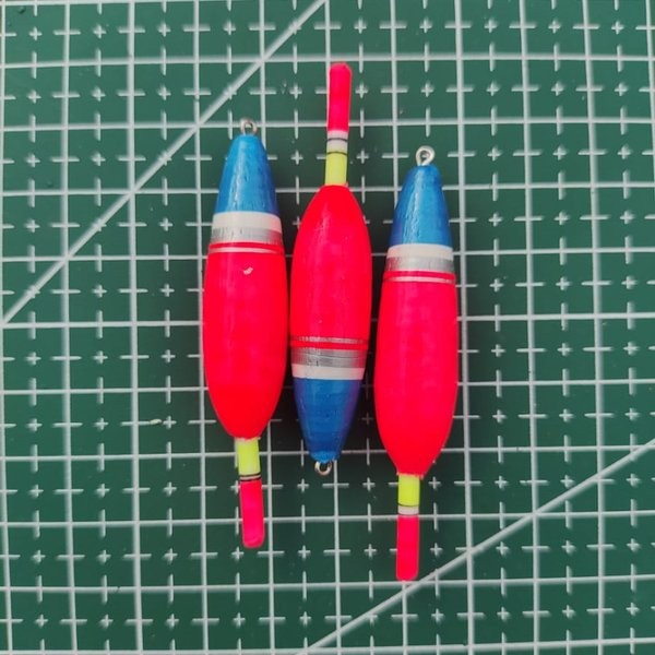 10PCS PELAMPUNG PANCING KUMBUL STARLET WARNA MERAH PANJANG 6 CM