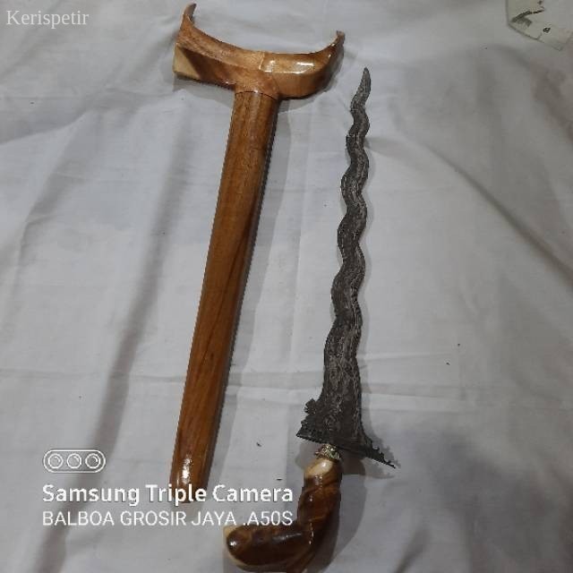 

keris sengkelat dapur nyai blorrong bkn megantoro sengkelat kamarogan murah antik