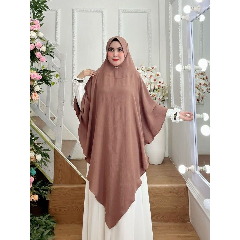 hijab jumbo // jilbab crinkle liana // khimar crinkle jumbo // hijab syar'i