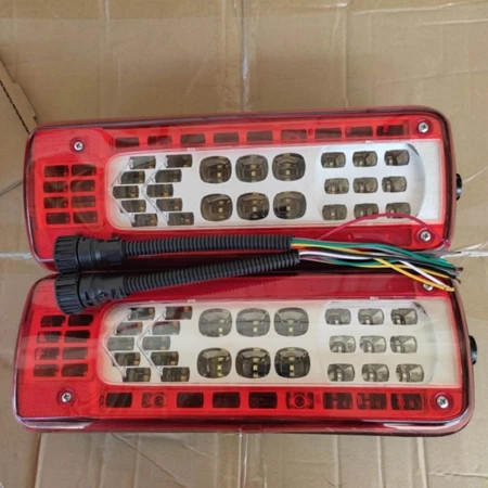 Stop Lamp Volvo Pendek Ukuran 35X13CM 24Volt Lampu Belakang Truk 24 Volt Stop Lamp Varias Truk