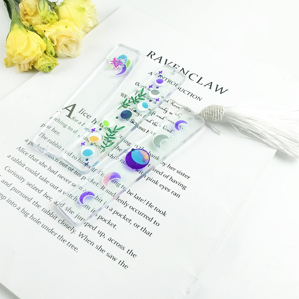 

Bookmark Silicone Mold Leaves Moon Epoxy Resin Casting Mould for DIY Crystal Epoxy Resin Book Decoration Crafts Supplies