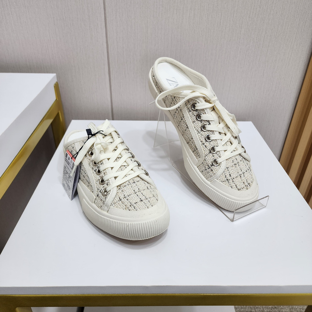 TERLARISSlip On Sepatu Sneakers Wanita Simple Zara 565