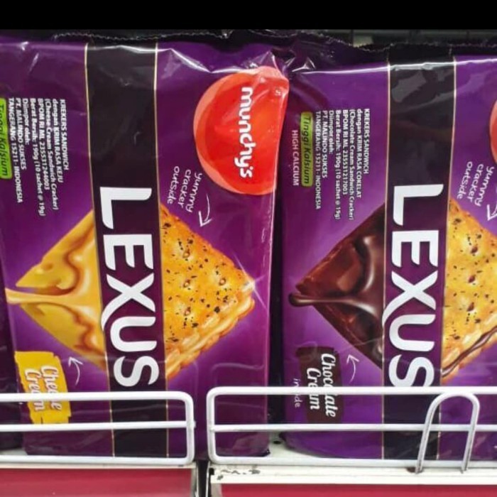 

MUNCHYS LEXUS CREAM CRACKERS