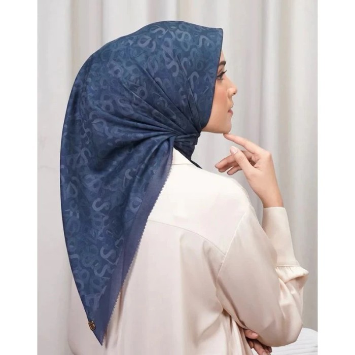 ✨BISA COD✨ - BUTTONSCARVES SAMLA SERIES VOAL SQUARE - NAVY PEONY