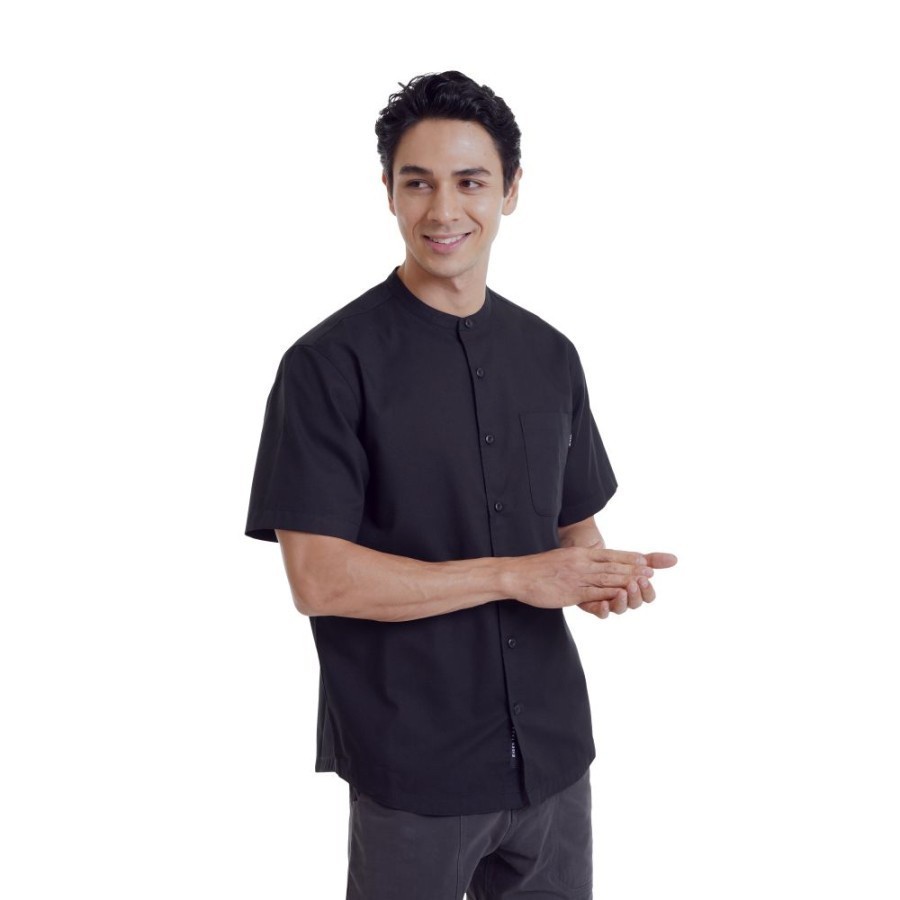 EIGER 1989 KEMEJA PRIA Z-OSTRYA SHORT SHIRT ORIGINAL