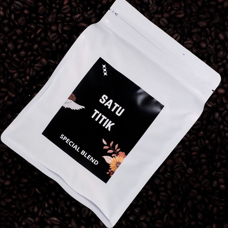 

New SATU TITIK ROASTERY BLEND BIJI KOPI 50% ARABIKA 50% ROBUSTA 1000GR/1KGPremium