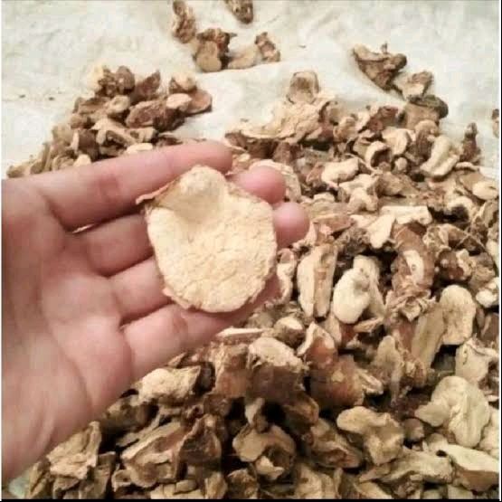 

Lengkuas Kering iris Asli Murni 250 Gram