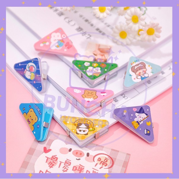 

BW PROMO 1 Pcs Klip Sudut Kertas Segitiga Warna Warni Motif Kartun Karakter Anak Sekolah S-AT033