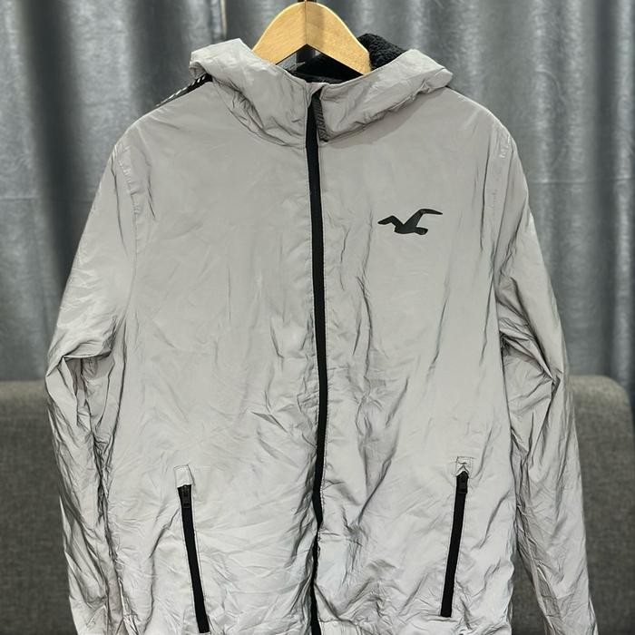 Hollister Reflective Jacket