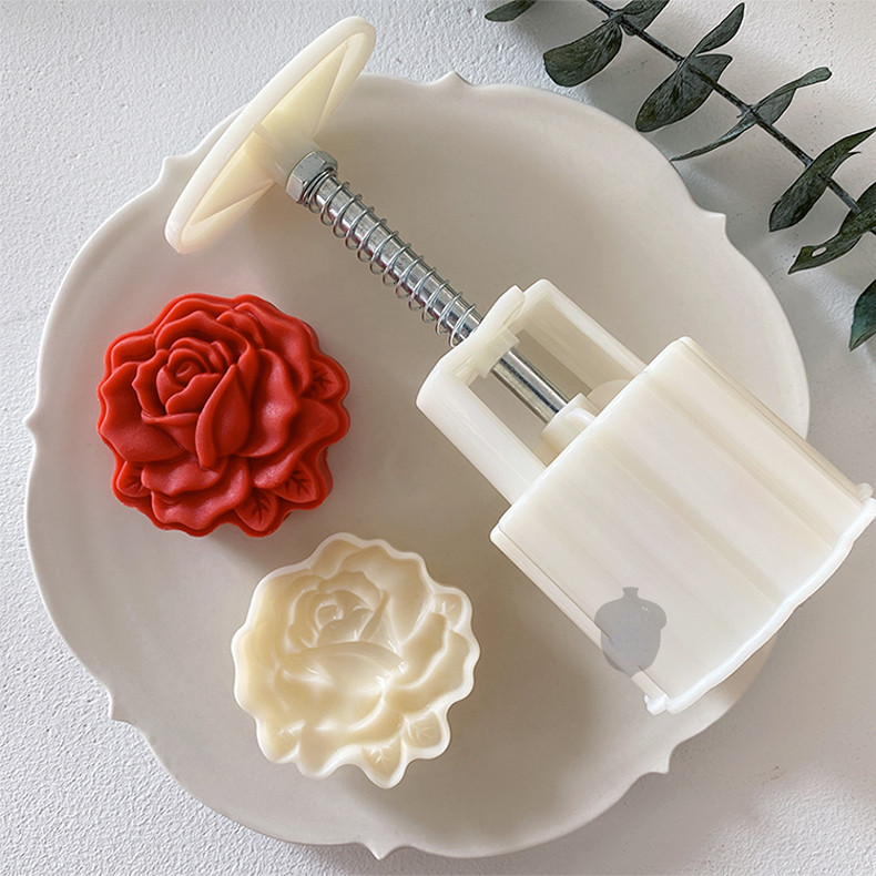 

New rose 30g50g cake dessert moon cake mold household hand-pressed baking mold press.