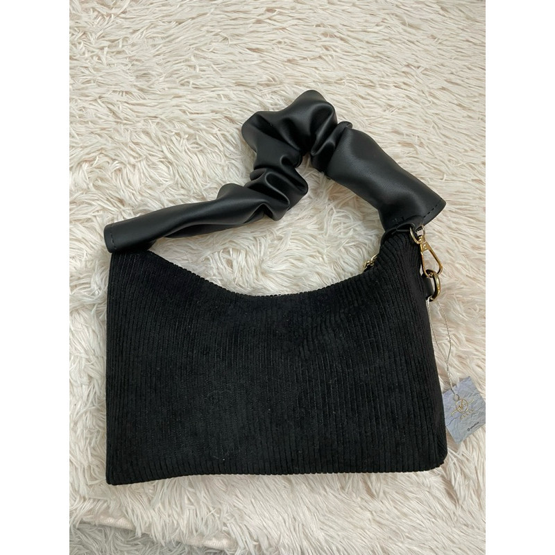 MARSHA BAG - TAS SELEMPANG WANITA BAHAN KAIN BELUDRU / TAS WANITA KEKINIAN