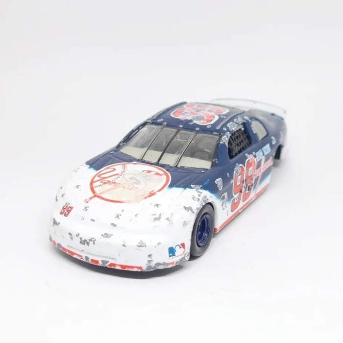TOY Nascar Car  Diecast Skala 32 Junk Mobil