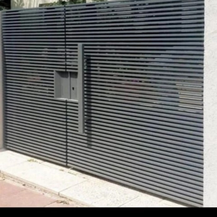 Pagar Rumah minimalis dengan bahan holo