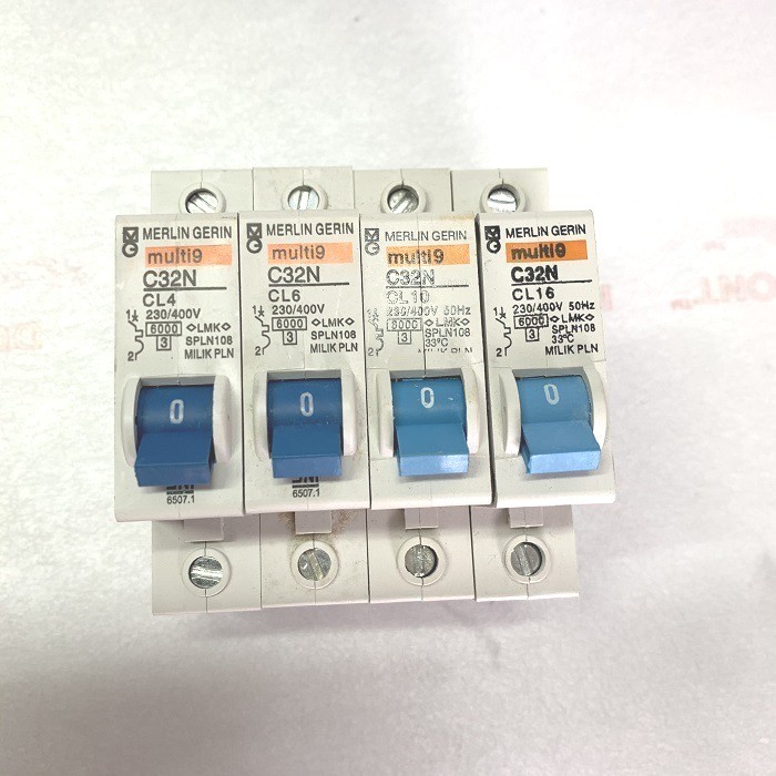 Alat Pemutus Aliran Listrik MCB Merlin Gerin Biru CL4 1 Phase 2A 4A 6A 10A 16A 20A 25A 2 4 6 10 16 2