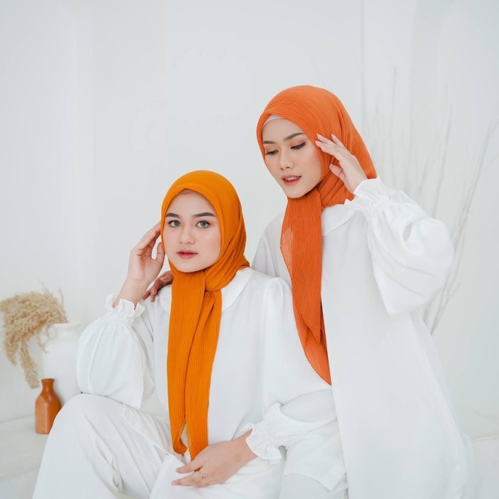 ✨TERLARIS✨ -Hijab Plisket Segi Empat Square kerudung pleats jilbab - blush pink