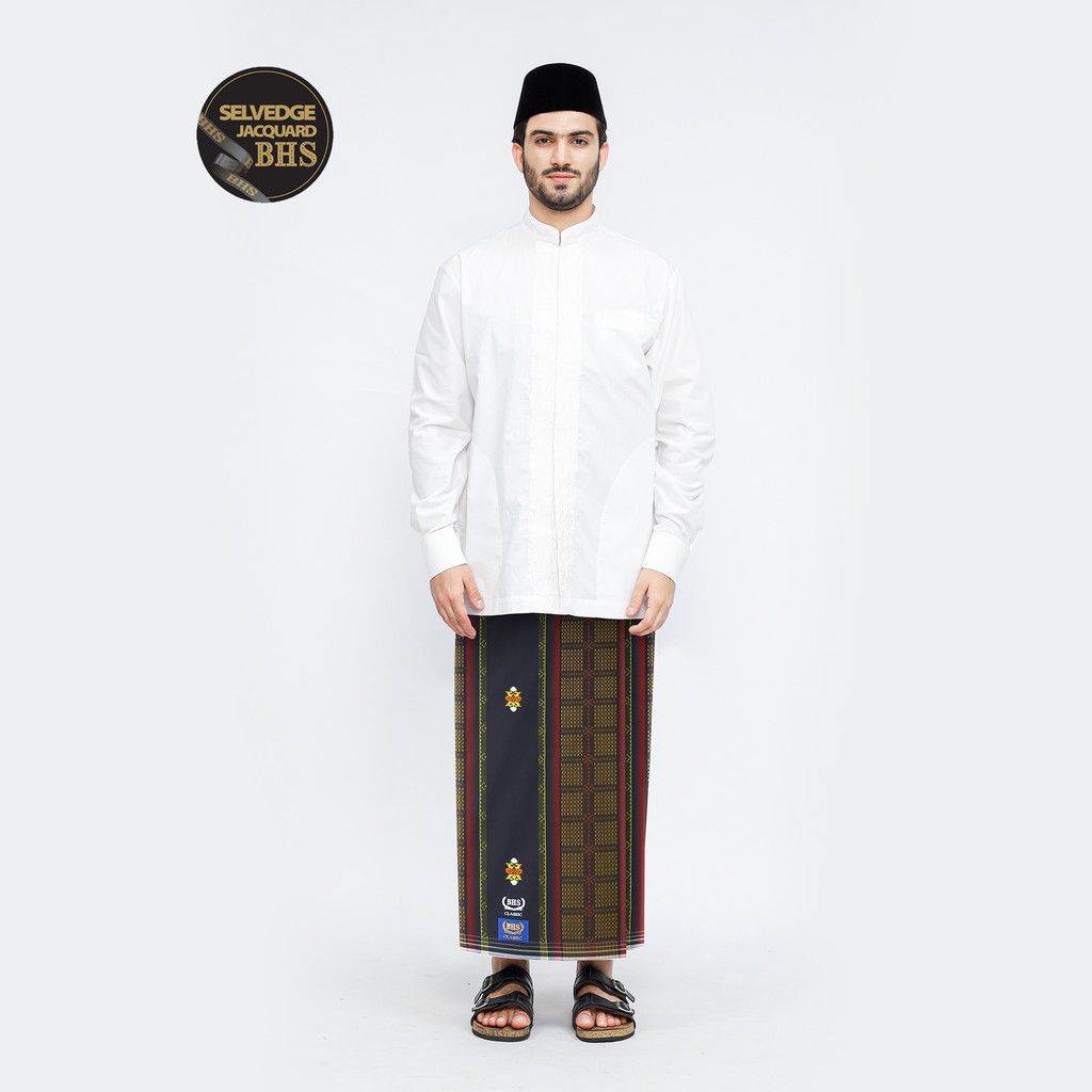 Sarung BHS Classic Gold Motif C45 SSB Hitam Merah 02
