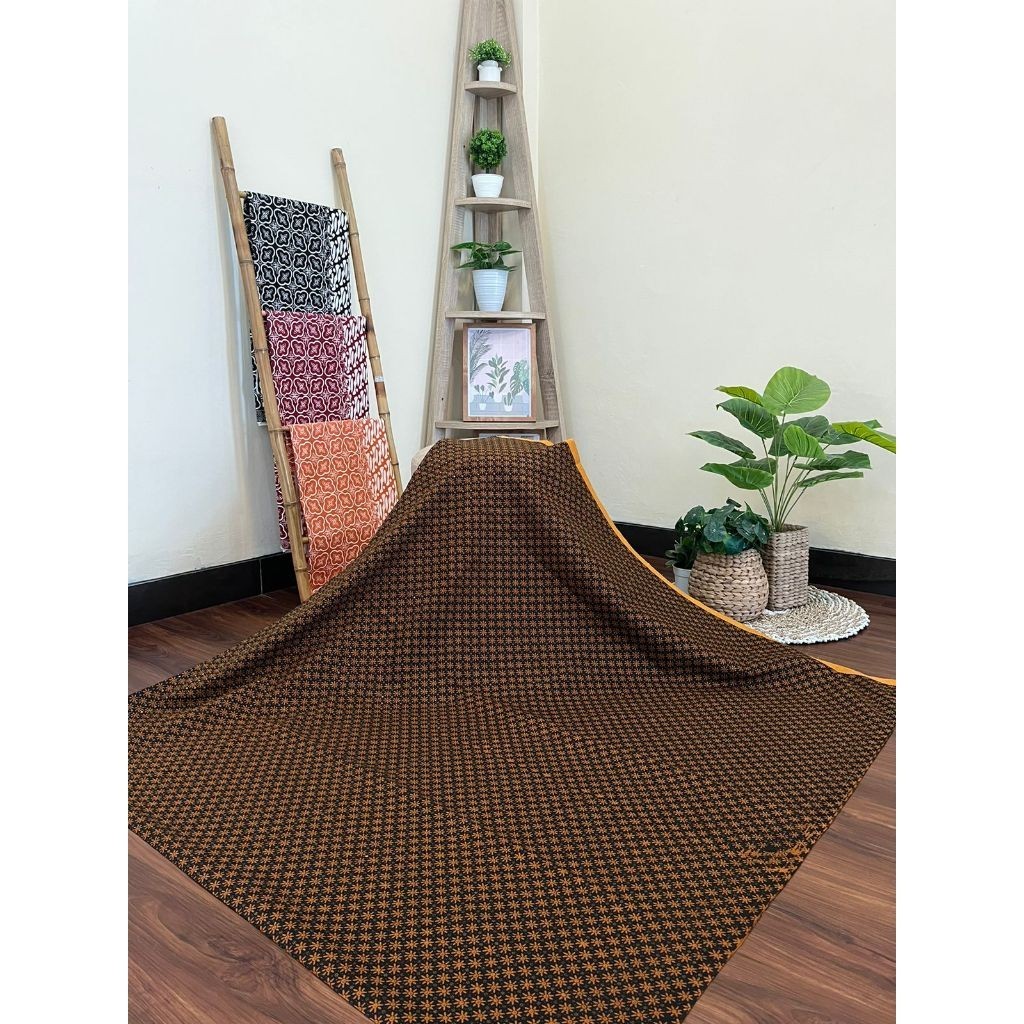 Kain Jarik Batik SOLO motif sogan full truntum latar hitam