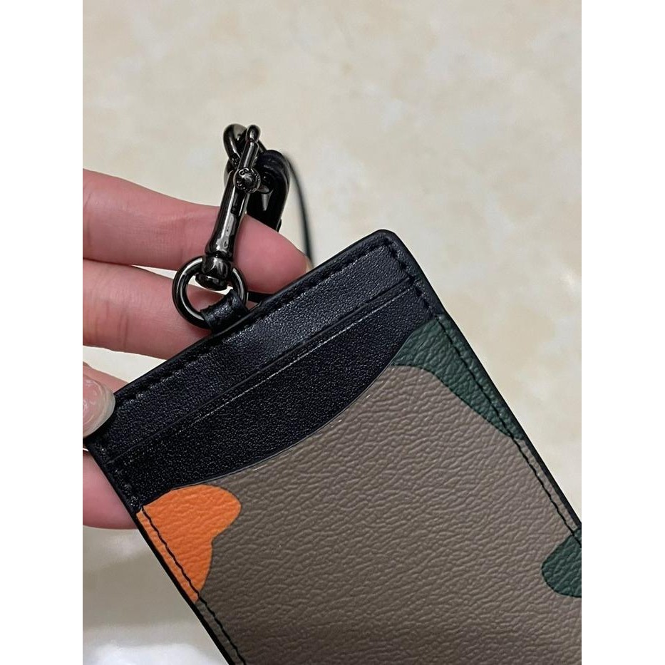 

Promo C31899 Id Lanyard Army Colorblock Signature Canvas