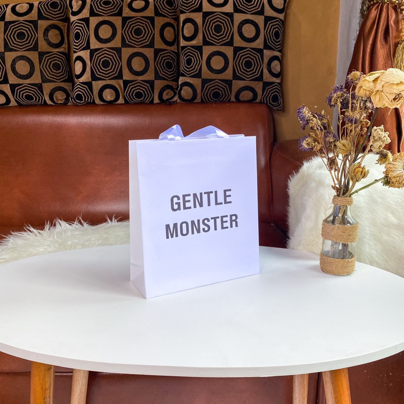 

Paper Bag Gentle Monster Paperbag Pembungkus Kado Kacamata
