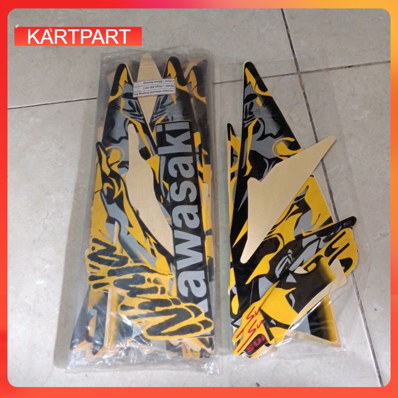 striping stiker les body Kawasaki ninja rr 2013 kuning