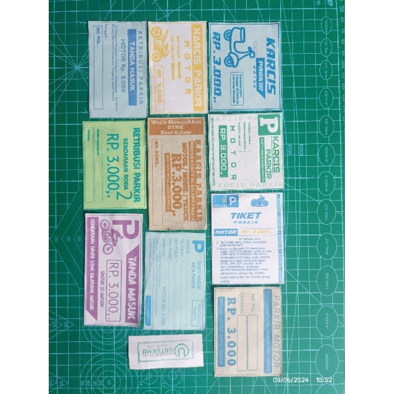 

karcis parkir motor campur 50 pcs 10 macam desain