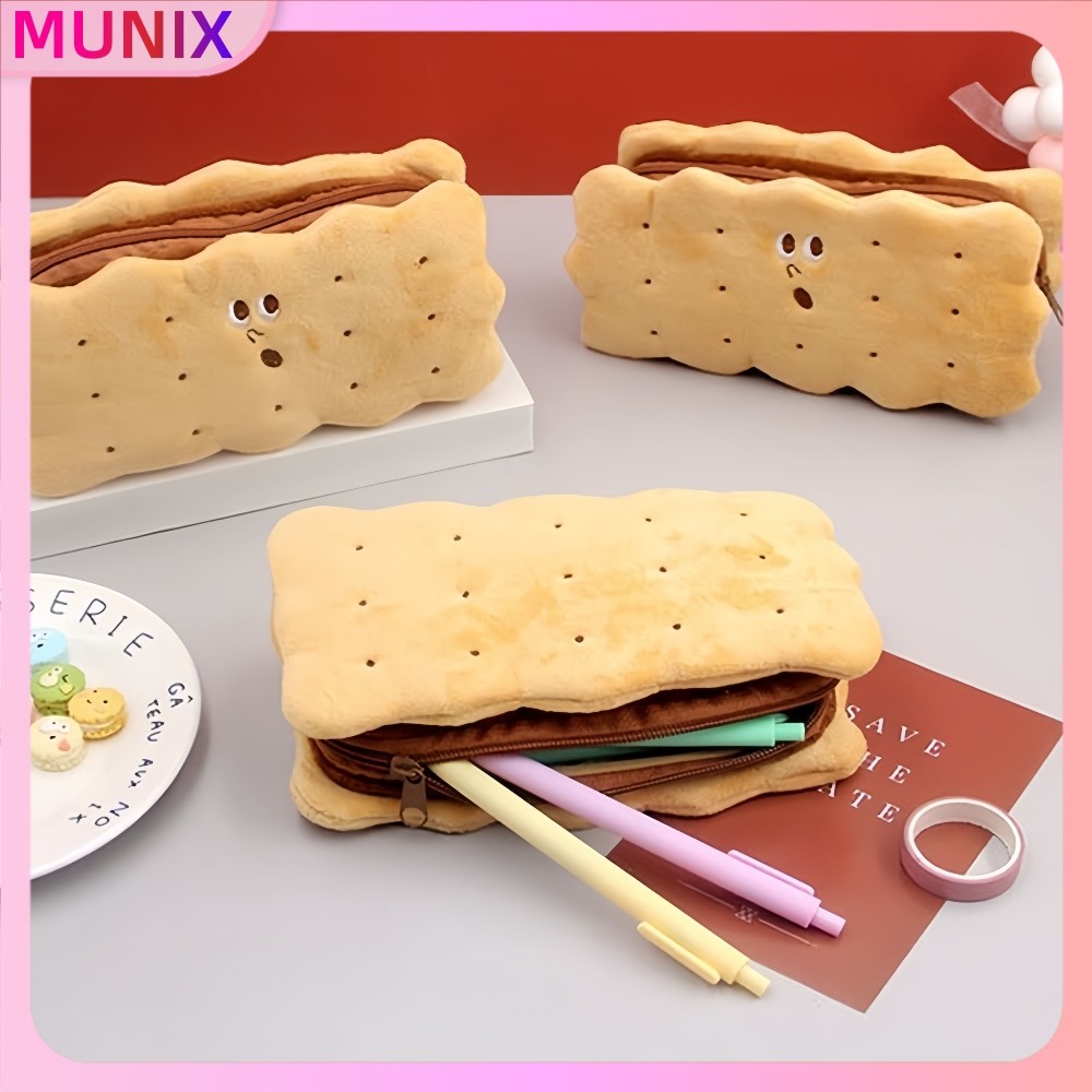 

【Ready-COD】Tempat Pensil Bulu Biskuit-Kapasitas 30 Pensil-Lucu&Soft untuk Sekolah