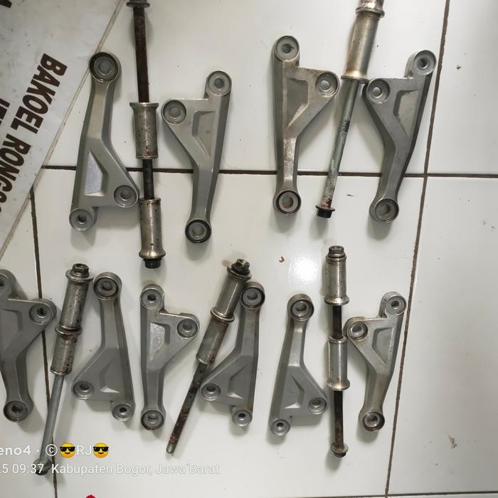 tutup rangka mesin new cb150r dan cbr 150r led original