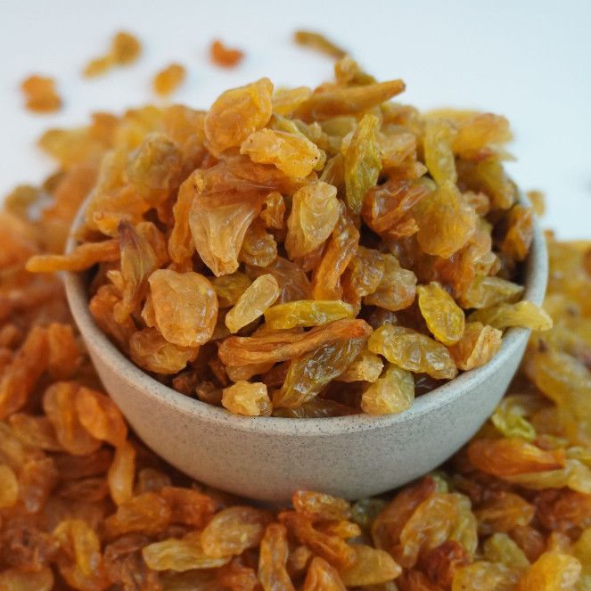 

Kismis Asam Manis | Camilan Sehat | Manis Alami & Segar | Tanpa Gula Tambahan From Kamal Indo