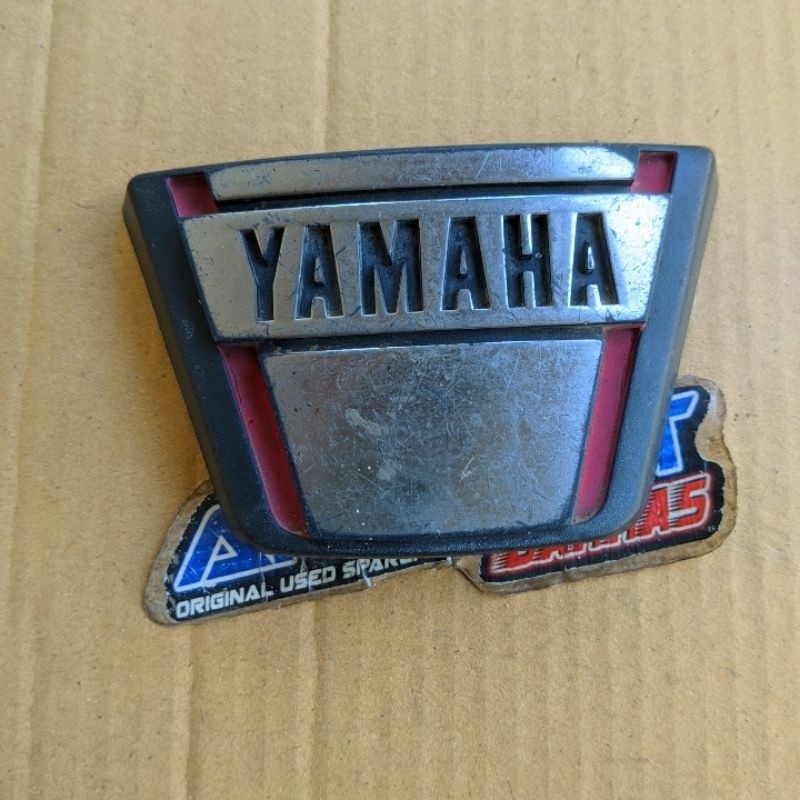 emblem dasi yamaha force1 poswan ori