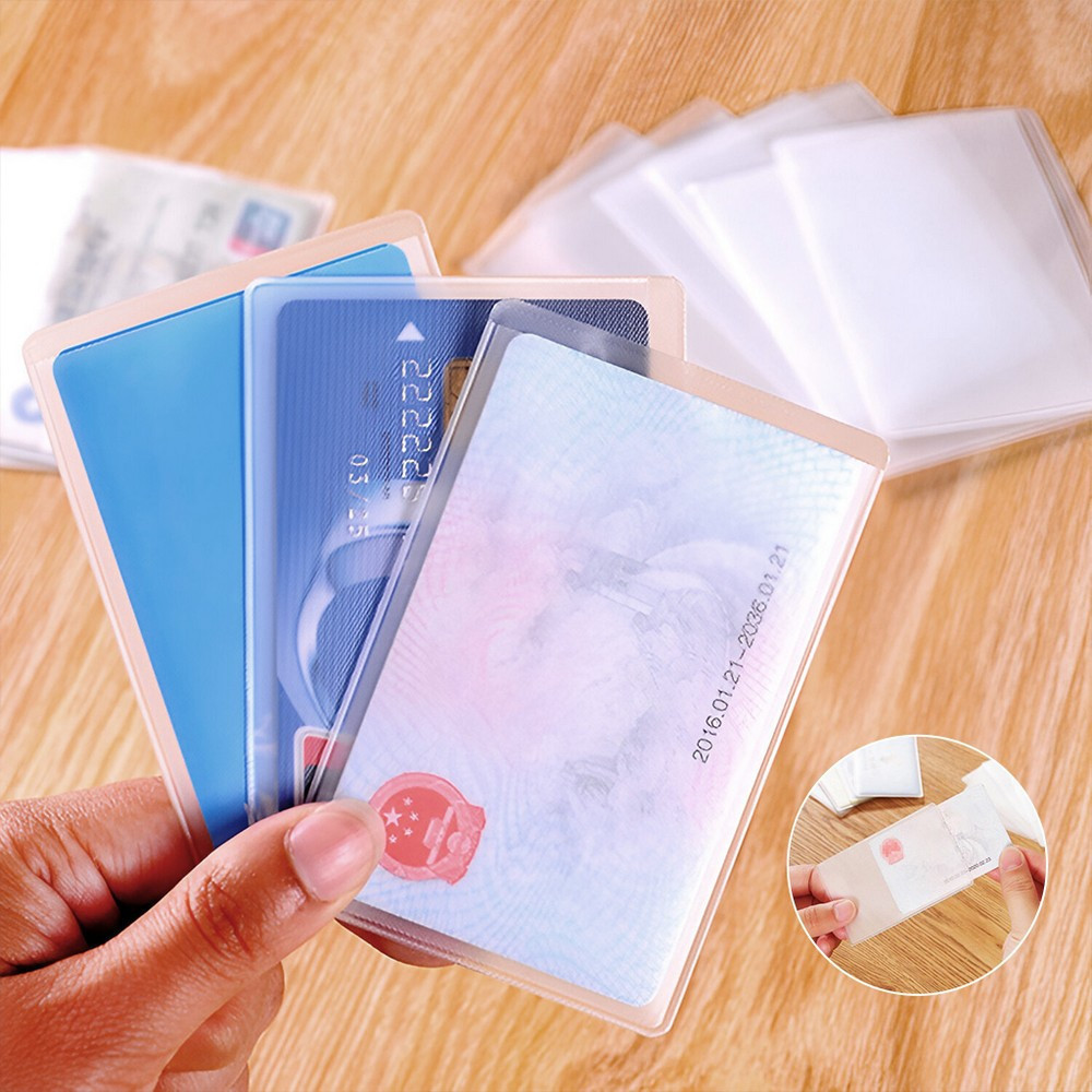 

[KMO] Plastik Pelindung Kartu ATM SIM KTP Transparan Sampul Cover Anti Gores / Sarung Pelindung Credit Card Tahan Air Serbaguna Stockami C1203