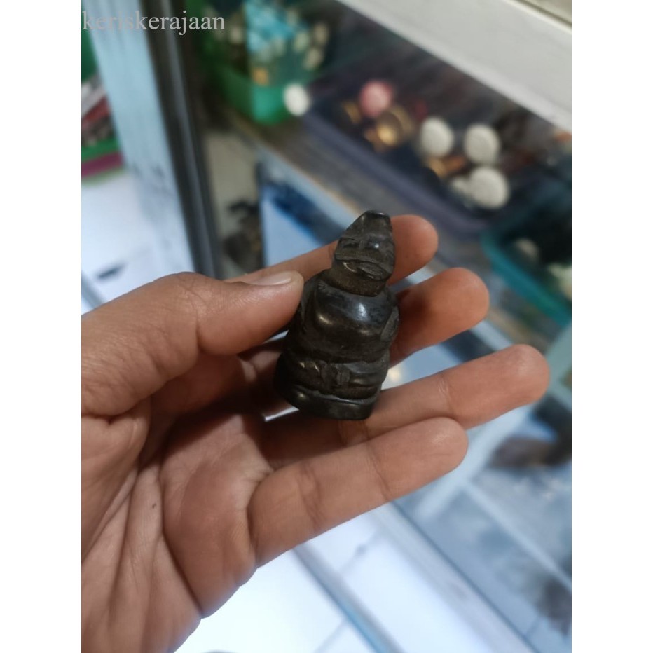 

patung semar produksi warga masyarakat majapahit sepuh majapahit bk Keris sengkelat majapahit mataram kartosuro kartasura Surakarta Yogyakarta nagasasra sabuk inten keris kriss nogososro BalineseJaw antik