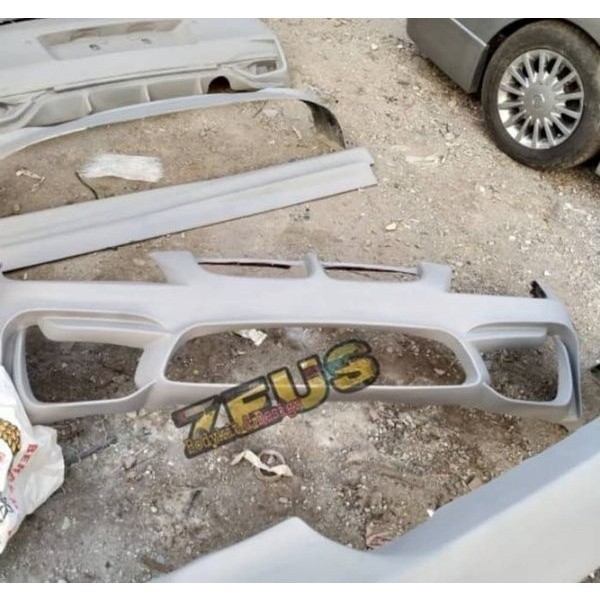 Bodykit bmw E90 M4 style Body kitT bemper w3