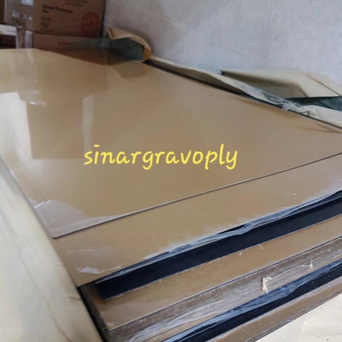 

gravoply gold doff teks hitam bahan gravir ukuran 120x60cm tebal1.5ml