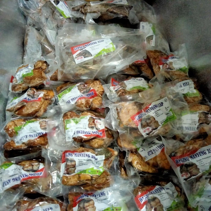 

Daging Asap Ikan Manyung - 4 ptg -+200 gr