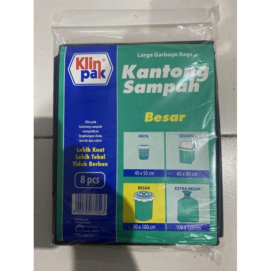 Klin Pak Kantong Plastik Sampah Besar 1 Pak Isi 8 Ukuran 80 x 100 cm