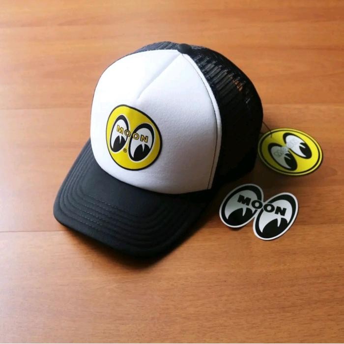 topi trucker mooneyes logo