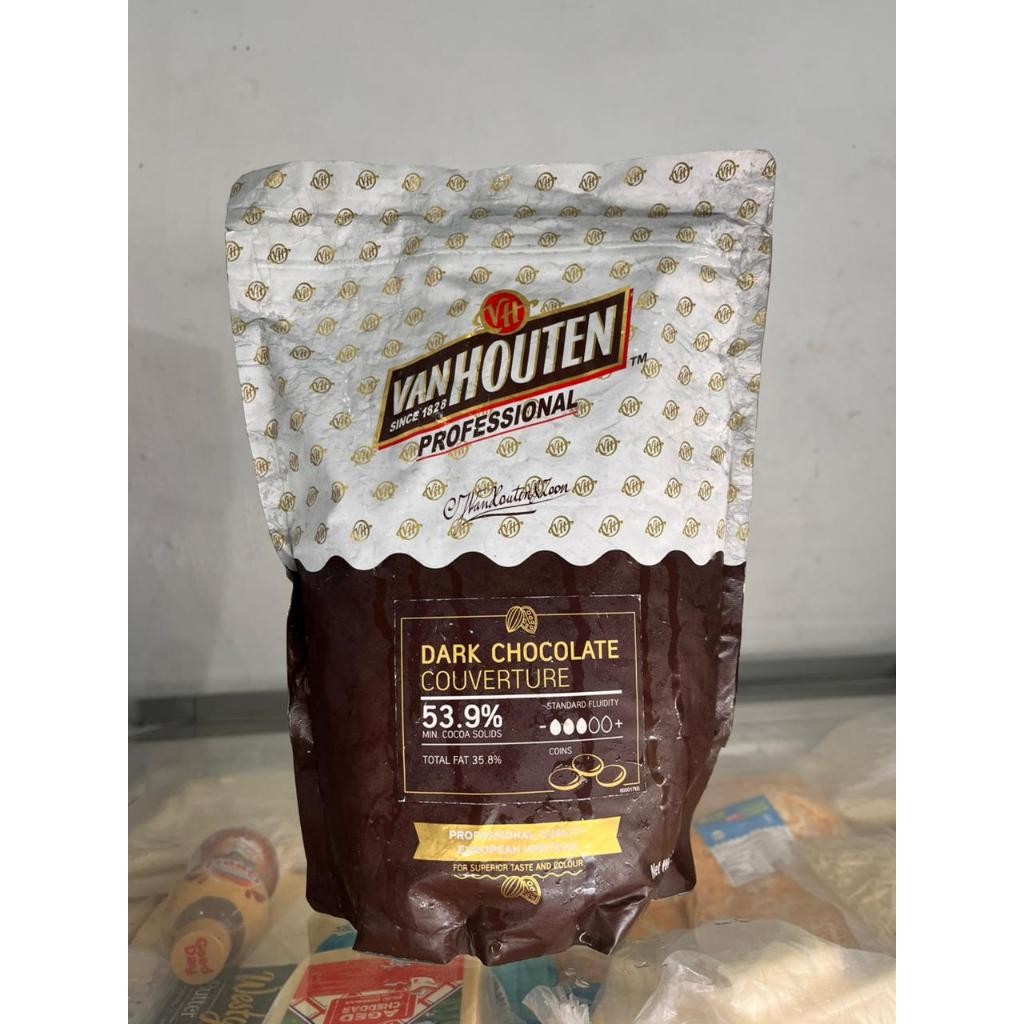 

Van Houten Couverture Dark 53.9% / Coklat Couverture Van Houten 53.9%% / Dark Couverture Chocolate Van Houten 53.9% - 1.5 Kg