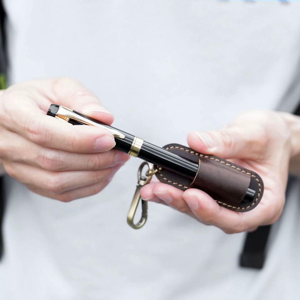 

Genuine Leather Pen Case Holder Creative Portable Leather Pencil Holder Clip with Keychain for Neck Lanyard & Badge Holder