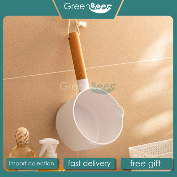 gayung air putih gagang Kayu/Home gayung mandi aesthetic/Gayung putih plastik/Gayung mandi aesthetic