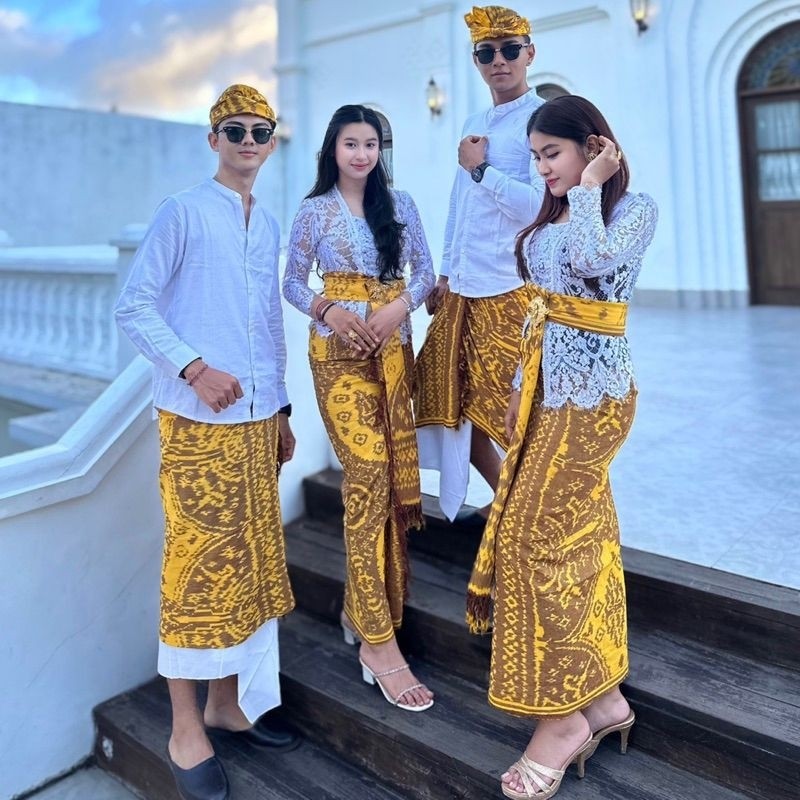 tenun saput bali / saput bali / kamen bali / udeng bali / tenun saput blanket / tenun kamen bali / c