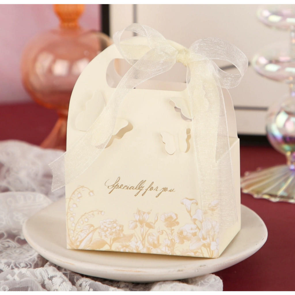 

Lucky Kotak Souvenir Kupu-Kupu (5 PCS) PITA Nikahan Wedding KOTAK LIPAT SPECIALLY FOR YOU