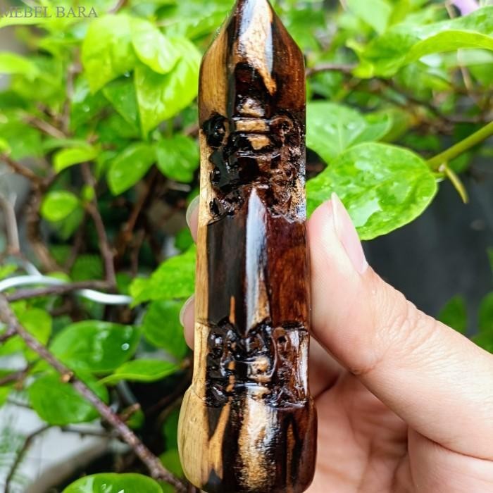 

Deder atau gagang pakem yogya keris kayu timoho pelet 2 antik pasti murah