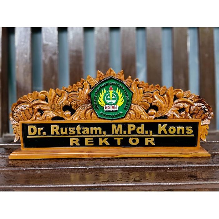 PAPAN NAMA + PAPAN NAMA MEJA KANTOR + PAPAN NAMA MEJA UKIR (REKTOR)