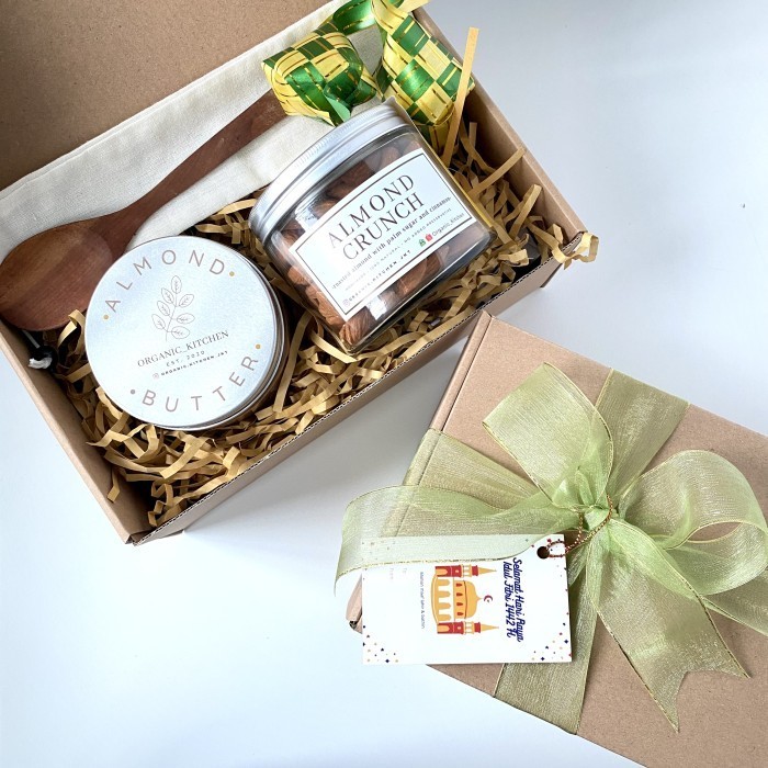 

[[ K23 - BEST SELLER GIFT BOX HOLIDAY HAMPERS - Vegan & healthy, dengan surat - Classic ]]