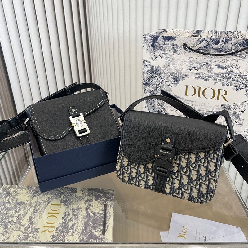 New Counter ORI original (with Box) Dior Mini Saddle Bag Beige and Black Oblique Printed Messenger B