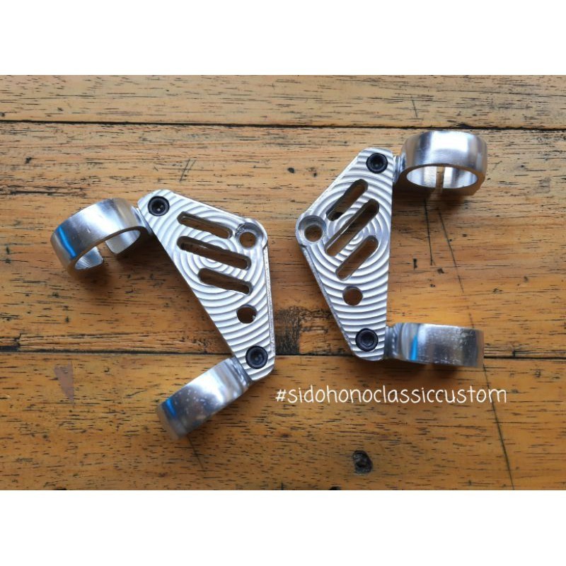 Pangkon breket lampu pesek depan pnp CB GL Megapro Tiger Verza Cb150r Thunder as shok 31mm