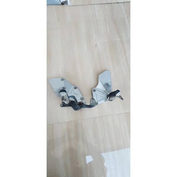 Foot step Depan Ninja RR 150 Original footstep / step depan Ninja RR