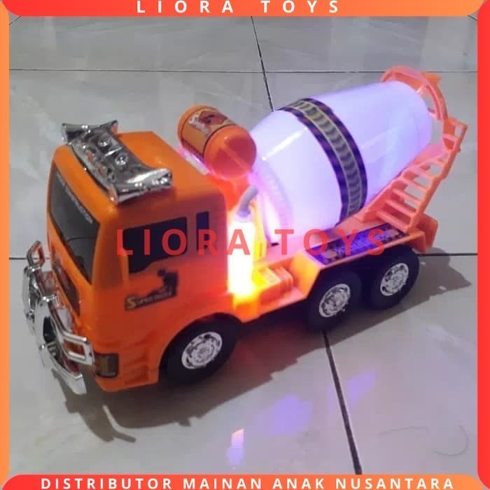 Mainan Mobil Truk Konstruksi Mixer Molen Cement Bump And Go Pakai Baterai Berlampu Dan Bersuara Main