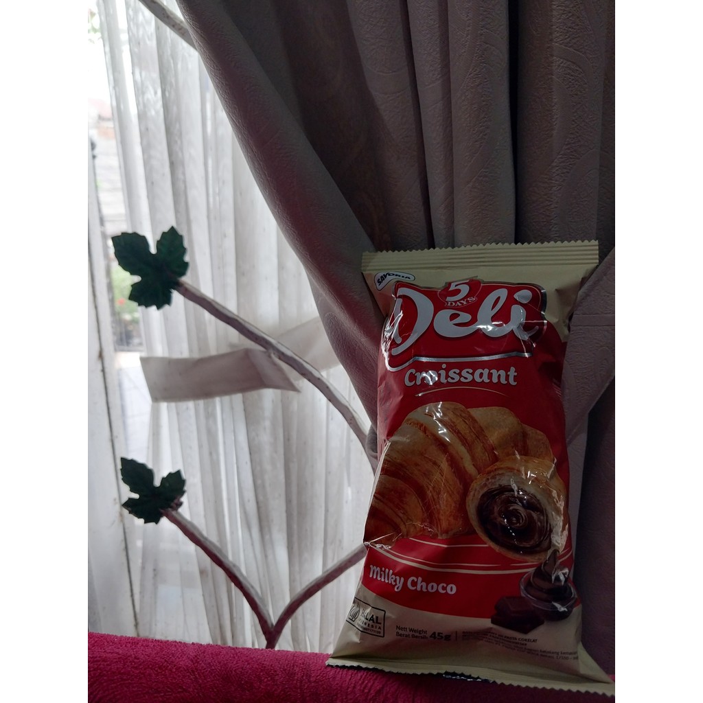 

5 DAYS Deli Croissant 45g (Milky Choco)