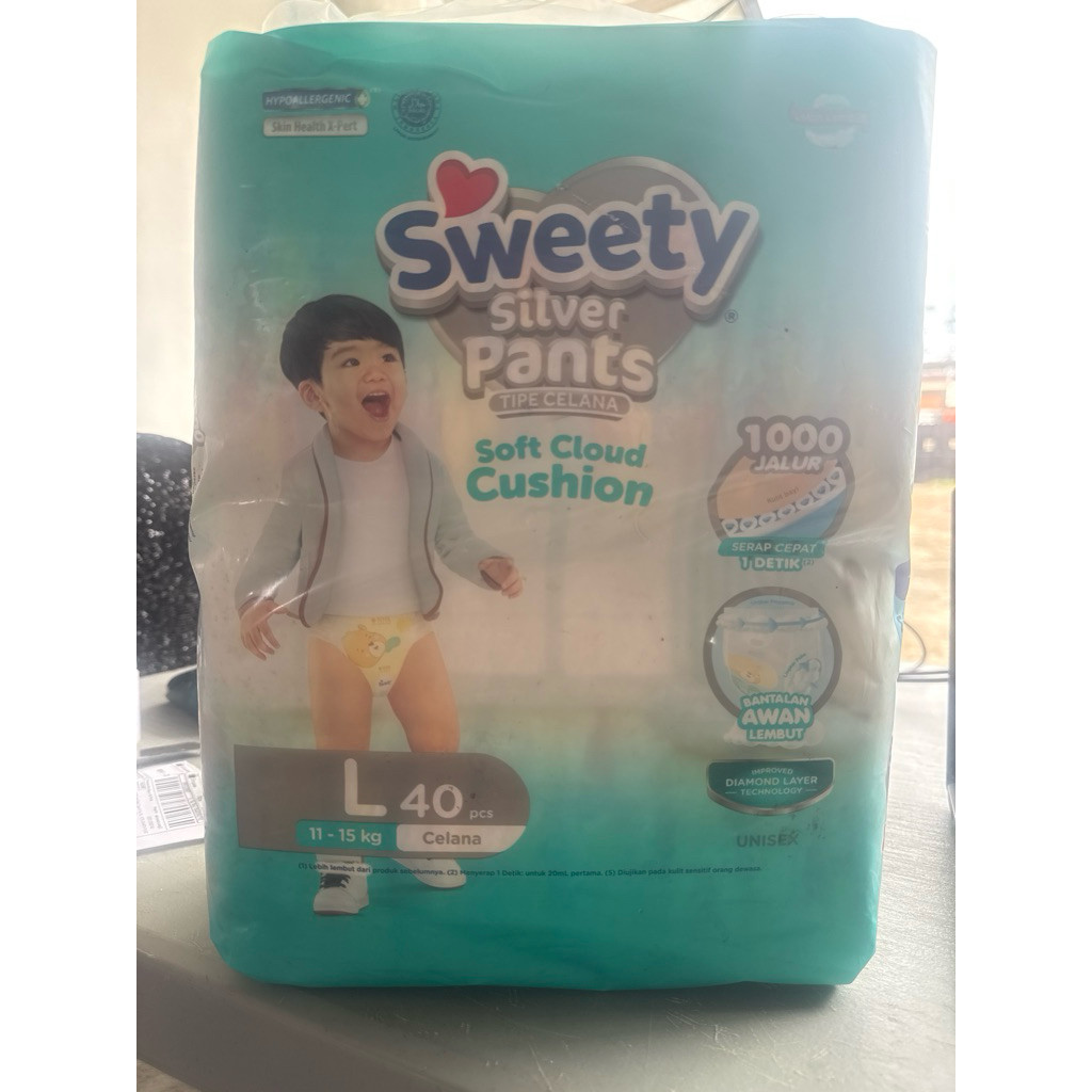 Sweety Silver Cloud Soft Pants L40 Pampers Sekali Pakai Tipe Celana Promo Diskon Grosir Ecer